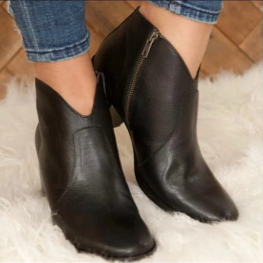 Frye - Nora Zip Short Ankle Leather Boots Black Women's Size US 8.5M
